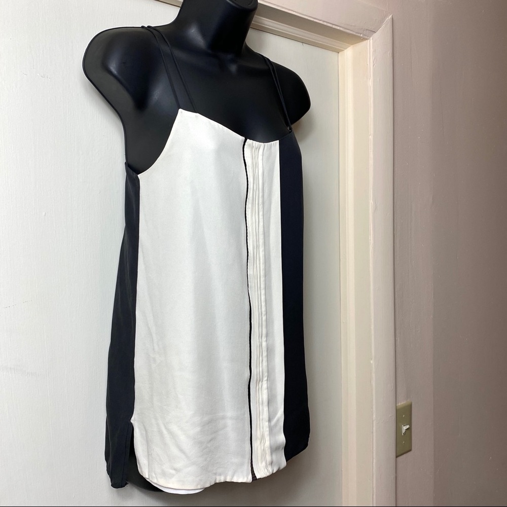 VINCE Black & White Color Block 100% Silk Camisole - Picture 5 of 7